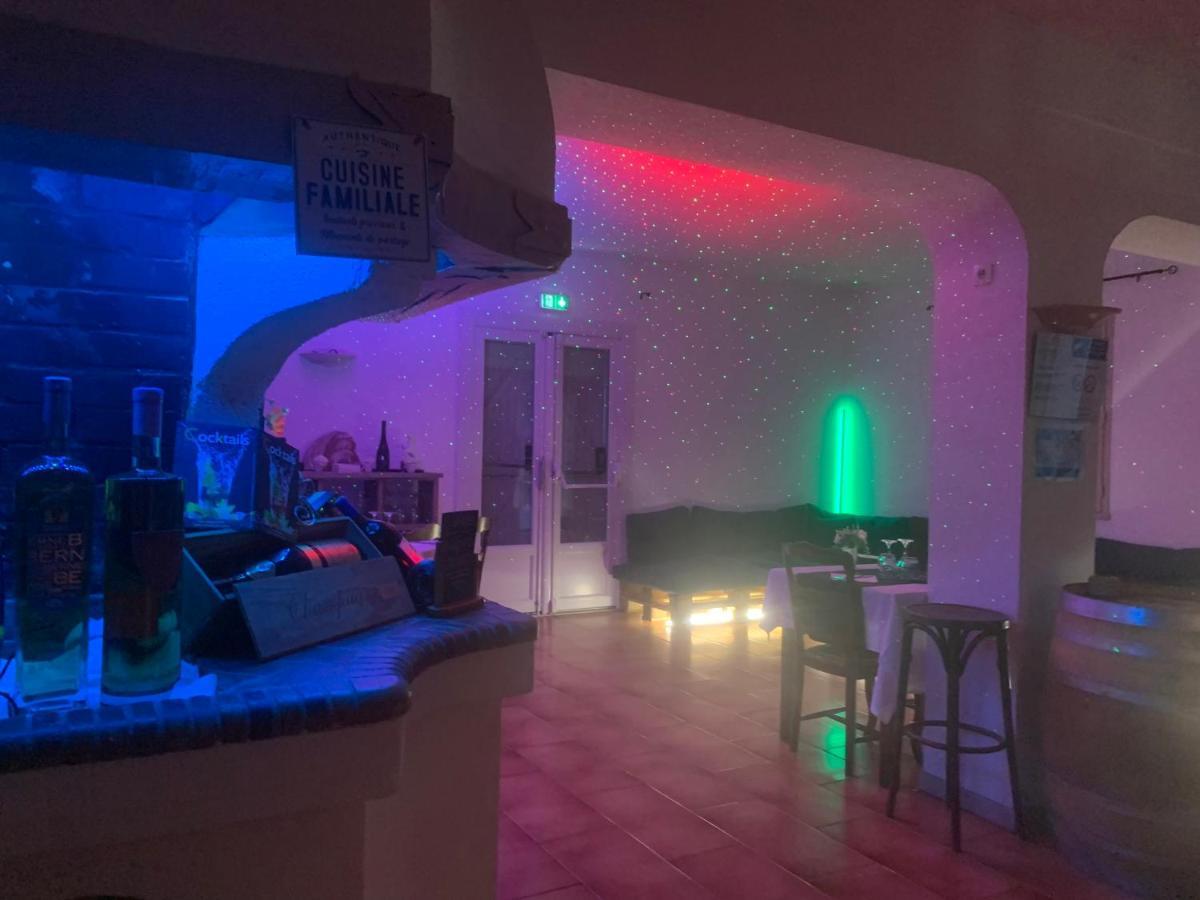 Human Hotel Restaurant Park Villecroze Dış mekan fotoğraf