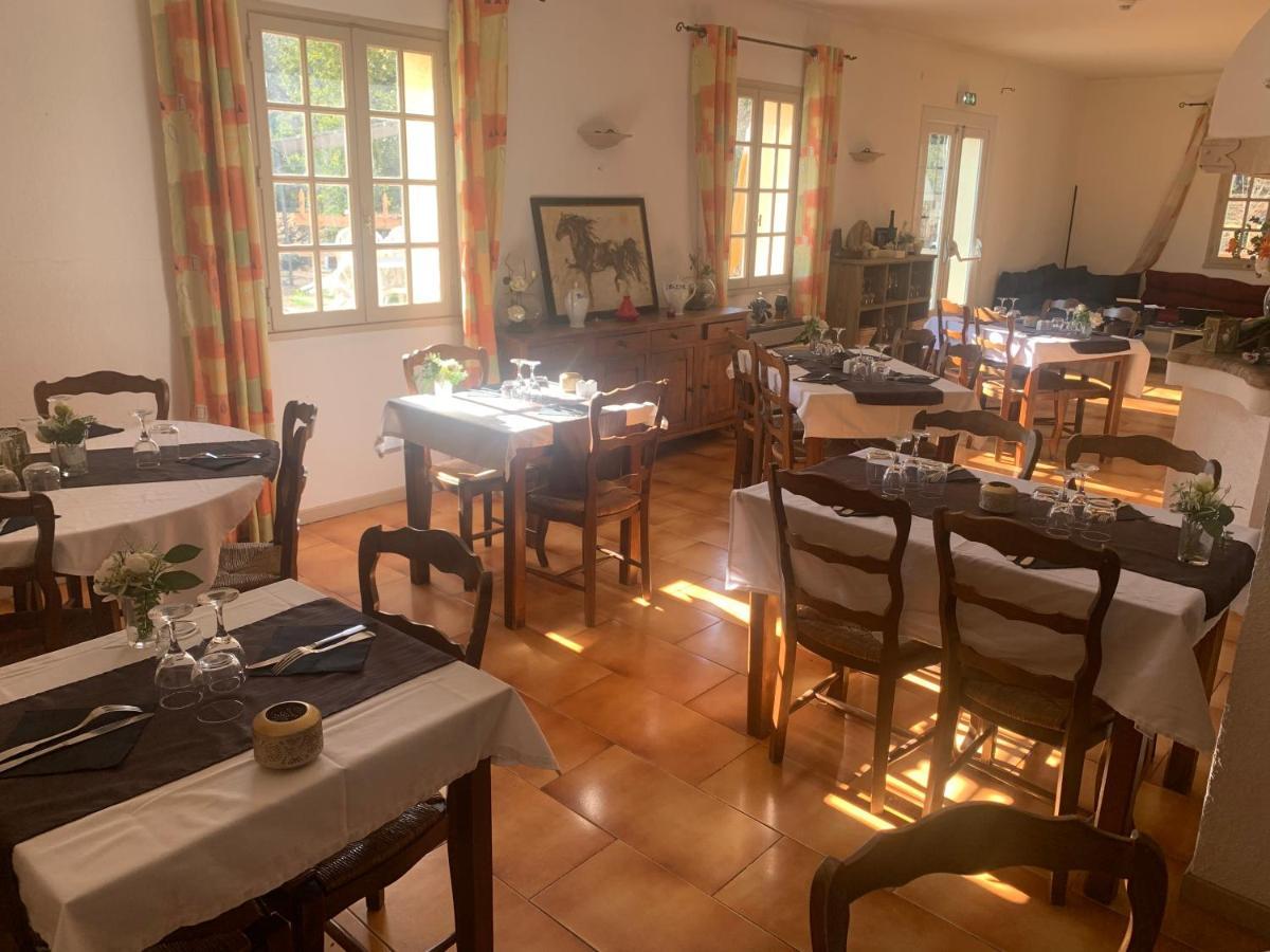 Human Hotel Restaurant Park Villecroze Dış mekan fotoğraf